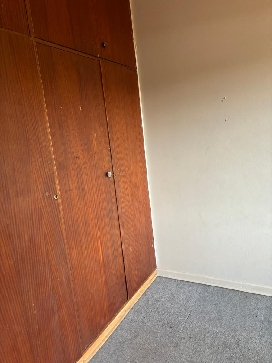 1 Bedroom Property for Sale in Navalsig Free State